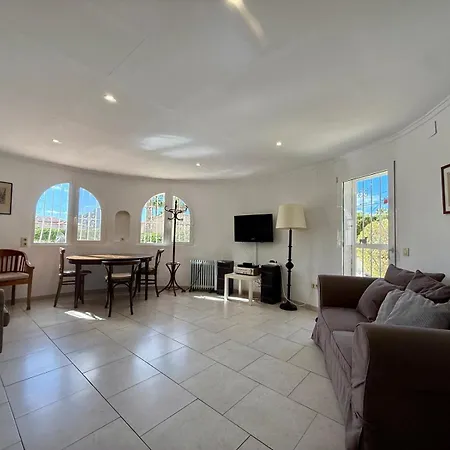 Villa At060 Ortenbach