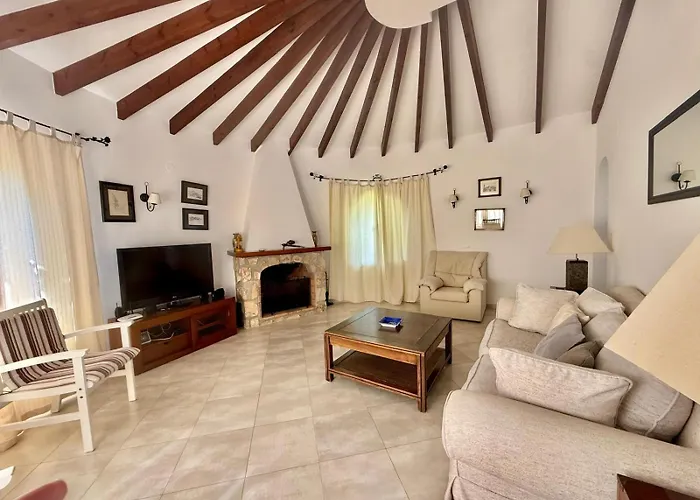 Villa At060 Ortenbach